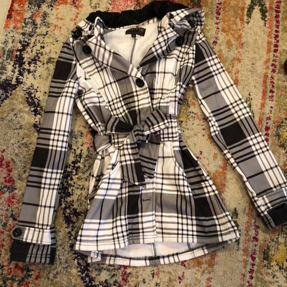 Black plaid jacket - Picture 1 of 4
